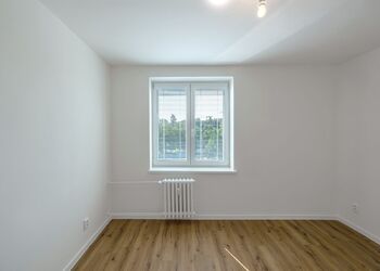 +420 739 604 767 I www.vaclavadamcik.cz I vaclav.adamcik@re-max.cz I pronájem bytu Varenská - Pronájem bytu 3+1 v osobním vlastnictví 65 m², Ostrava