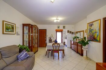 Prodej bytu 3+kk v osobním vlastnictví 83 m², Silvi