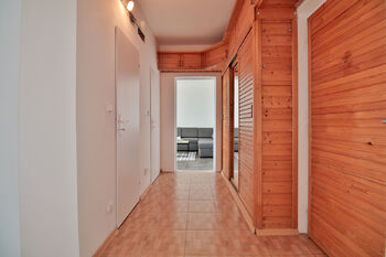 +420 739 604 767 I www.vaclavadamcik.cz I vaclav.adamcik@re-max.cz I prodej bytu 2+1, Ivana Sekaniny, Poruba - Prodej bytu 2+1 v družstevním vlastnictví 59 m², Ostrava