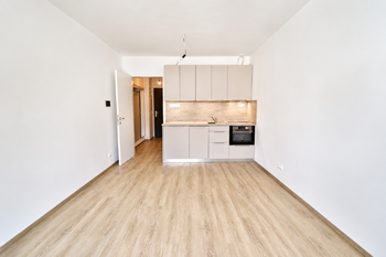 Pronájem bytu 1+kk v osobním vlastnictví 28 m², Hradec Králové