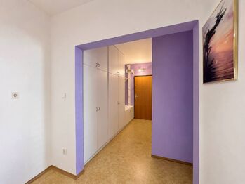 Předsíň - Prodej bytu 3+1 v osobním vlastnictví 71 m², České Budějovice
