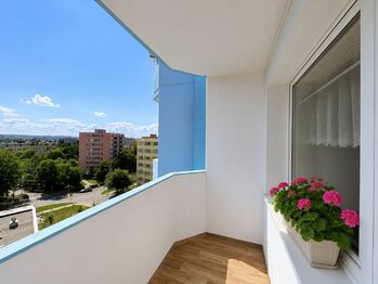 Výhled z balkonu - Prodej bytu 3+1 v osobním vlastnictví 71 m², České Budějovice