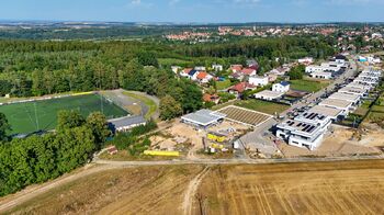 Prodej pozemku 2112 m², Louňovice