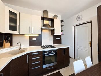 Prodej bytu 4+1 v osobním vlastnictví 77 m², Žatec