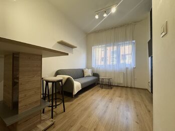 Pronájem bytu 1+kk v osobním vlastnictví 40 m², Praha 4 - Modřany