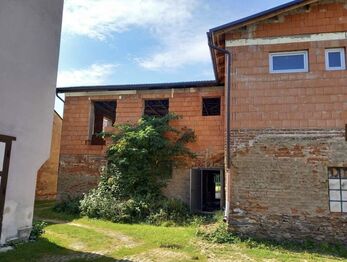 Zadní pohled - Prodej domu 166 m², Jeseník