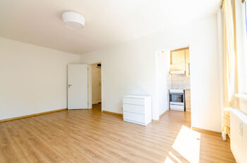 Prodej bytu 1+kk v osobním vlastnictví 28 m², Praha 4 - Chodov