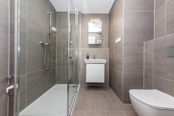 Pronájem bytu 1+kk v osobním vlastnictví 34 m², Praha 8 - Dolní Chabry