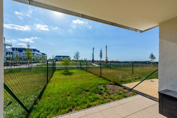 Pronájem bytu 1+kk v osobním vlastnictví 34 m², Praha 8 - Dolní Chabry