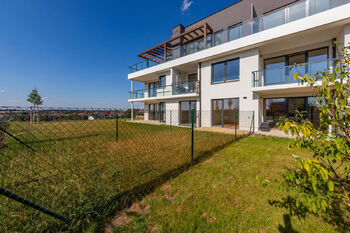 Pronájem bytu 1+kk v osobním vlastnictví 34 m², Praha 8 - Dolní Chabry