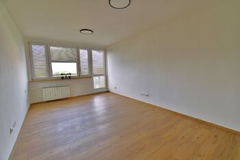 Pronájem bytu 2+1 v družstevním vlastnictví 55 m², Karviná