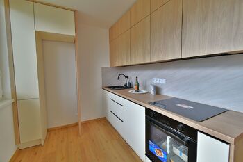 Pronájem bytu 2+1 v družstevním vlastnictví 55 m², Karviná