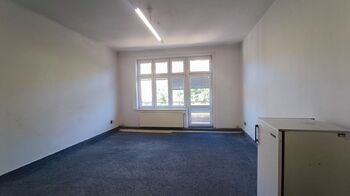 Pronájem kancelářských prostor 319 m², Praha 5 - Smíchov