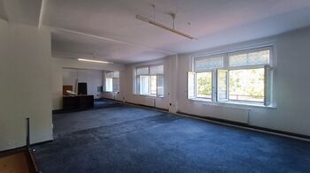Pronájem kancelářských prostor 319 m², Praha 5 - Smíchov