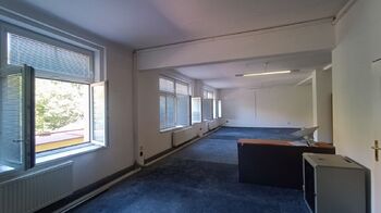 Pronájem kancelářských prostor 319 m², Praha 5 - Smíchov
