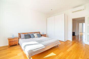 Pronájem bytu 4+kk v osobním vlastnictví 123 m², Praha 2 - Vinohrady