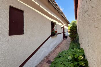 hlavní vchod - Prodej domu 50 m², Řepín
