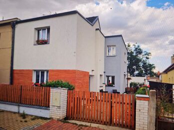 Prodej bytu 2+1 v osobním vlastnictví 57 m², Praha 9 - Kbely