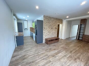 obývací pokoj - Pronájem bytu 2+1 v osobním vlastnictví 50 m², Kolín