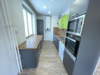 kuchyně - Pronájem bytu 2+1 v osobním vlastnictví 50 m², Kolín