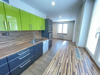 kuchyně - Pronájem bytu 2+1 v osobním vlastnictví 50 m², Kolín