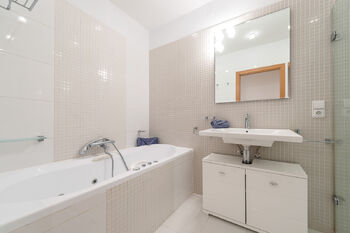 Pronájem bytu 3+kk v osobním vlastnictví 96 m², Praha 10 - Strašnice