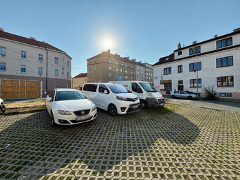 Pronájem kancelářských prostor 400 m², Plzeň