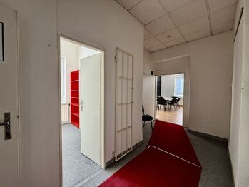 Pronájem kancelářských prostor 400 m², Plzeň