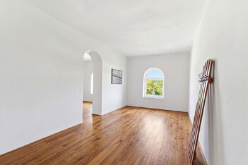 Prodej domu 735 m², Zemětice