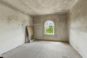 Prodej domu 735 m², Zemětice
