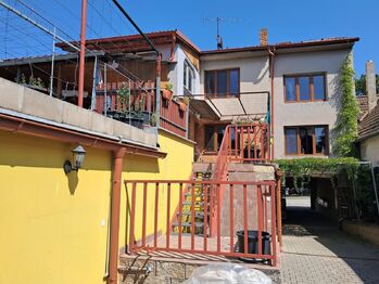 Prodej nájemního (činžovního) domu 612 m², Dolní Bukovsko