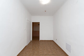 Pronájem bytu 3+1 v družstevním vlastnictví 80 m², Ostrava