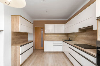 Pronájem bytu 3+1 v družstevním vlastnictví 80 m², Ostrava