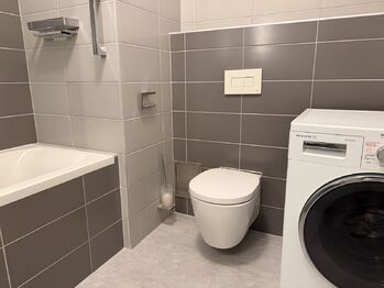 Prodej bytu 2+kk v osobním vlastnictví 60 m², Praha 5 - Hlubočepy