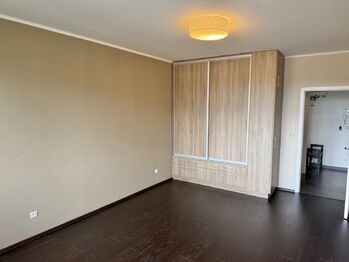 Prodej bytu 2+kk v osobním vlastnictví 60 m², Praha 5 - Hlubočepy