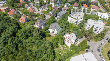 Pohled na dům z jihovýchodu - Prodej domu 358 m², Praha 4 - Braník