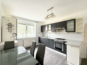 Pronájem bytu 2+1 v osobním vlastnictví 65 m², Horní Slavkov
