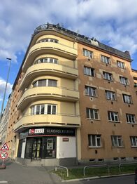 Pronájem bytu 1+kk v osobním vlastnictví 30 m², Praha 9 - Vysočany