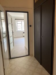 Pronájem bytu 1+kk v osobním vlastnictví 30 m², Praha 9 - Vysočany