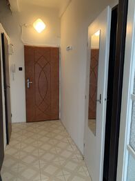 Pronájem bytu 1+kk v osobním vlastnictví 30 m², Praha 9 - Vysočany