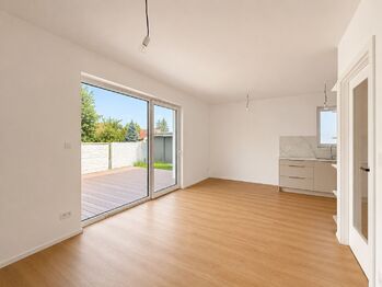 výstup z obývacího pokoje na terasu - Prodej domu 114 m², Kutná Hora