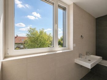 výhled z koupelny - Prodej domu 114 m², Kutná Hora