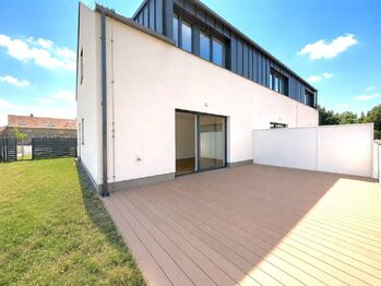 terasa se zahradou - Prodej domu 114 m², Kutná Hora