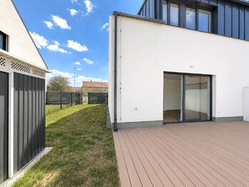 terasa se zahradou - Prodej domu 114 m², Kutná Hora