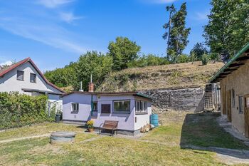 Prodej pozemku 534 m², Čtyřkoly