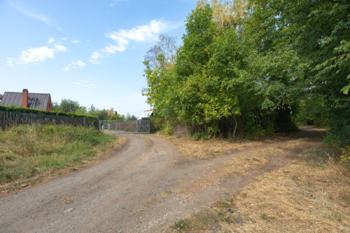 Prodej pozemku 1877 m², Lom