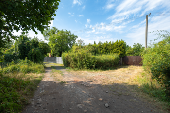 Prodej pozemku 1877 m², Lom