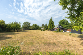 Prodej pozemku 1877 m², Lom