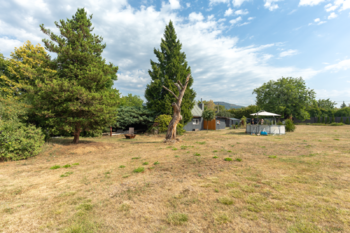Prodej pozemku 1877 m², Lom