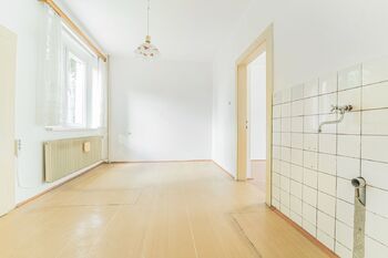 kuchyňe - Prodej domu 155 m², Kladno